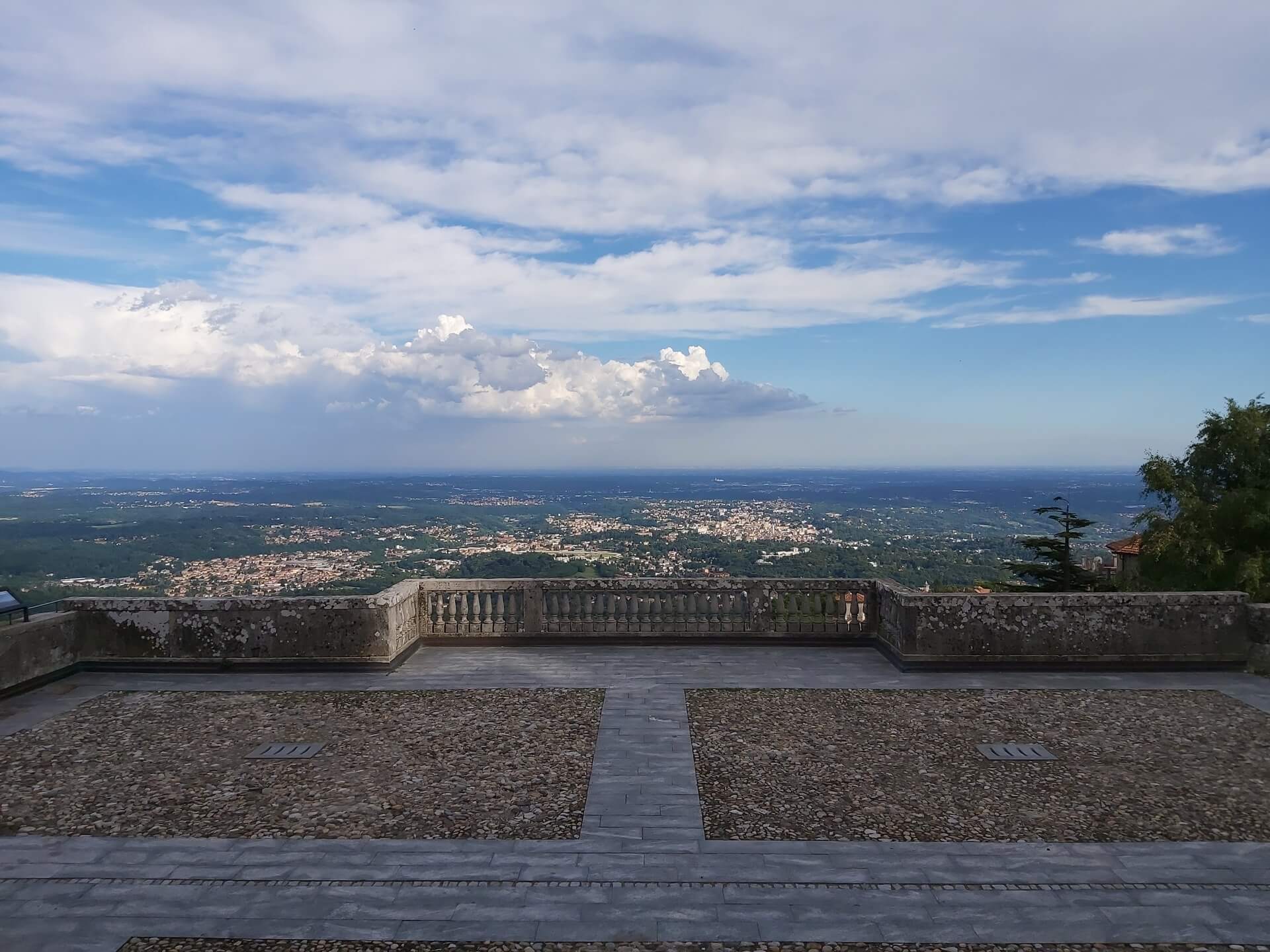 Copertina Varese