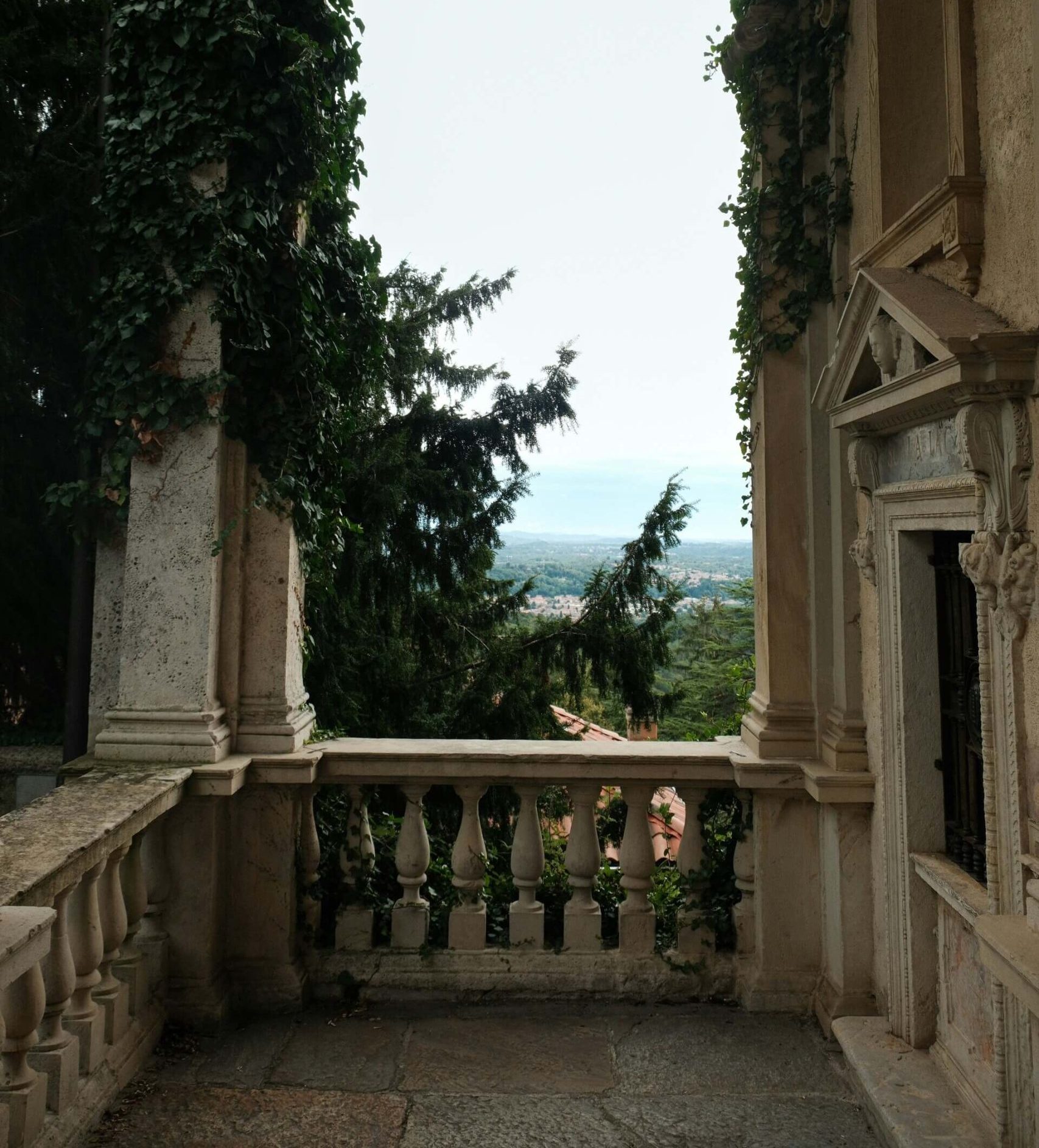VARESE SACRO MONTE view architecture